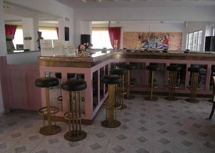 夏梦酒店 3* Theológos