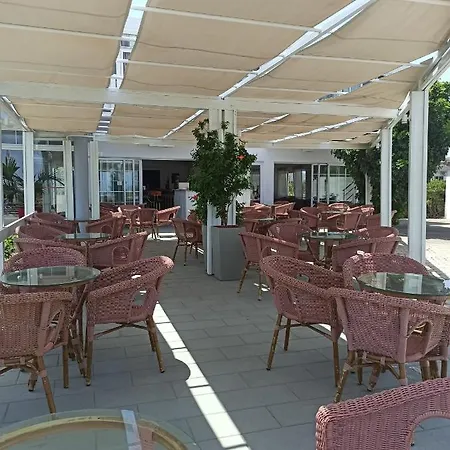 Apartmanhotel Summer Dream Theológosz