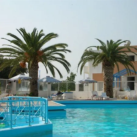 Summer Dream Apartmanhotel Theológosz