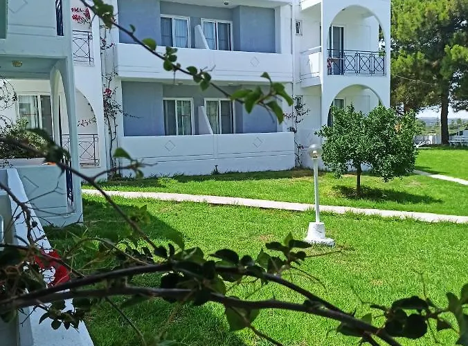 Summer Dream Apartmanhotel Theológosz