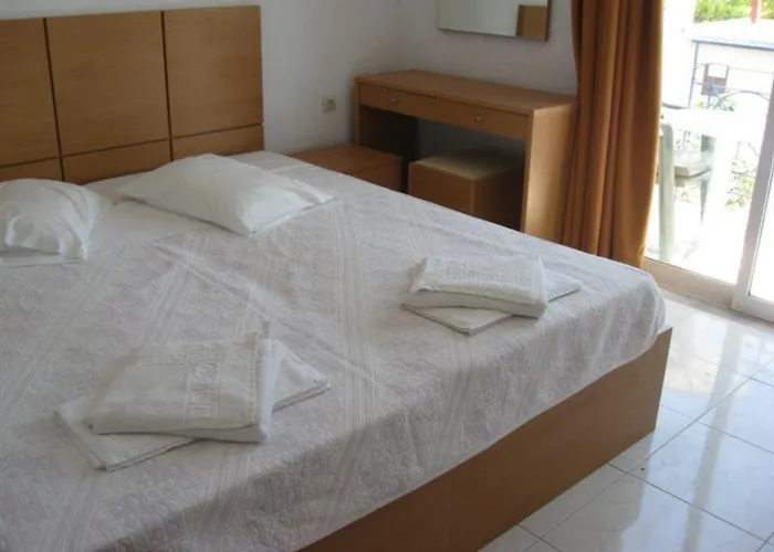 Summer Dream 3* Theologos (Rhodes)