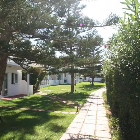 Summer Dream Aparthotel 3*